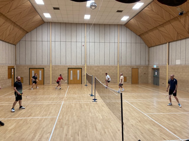 Badminton